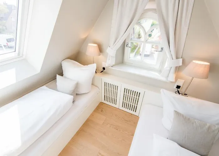 Semesterbostad Leev Marie *